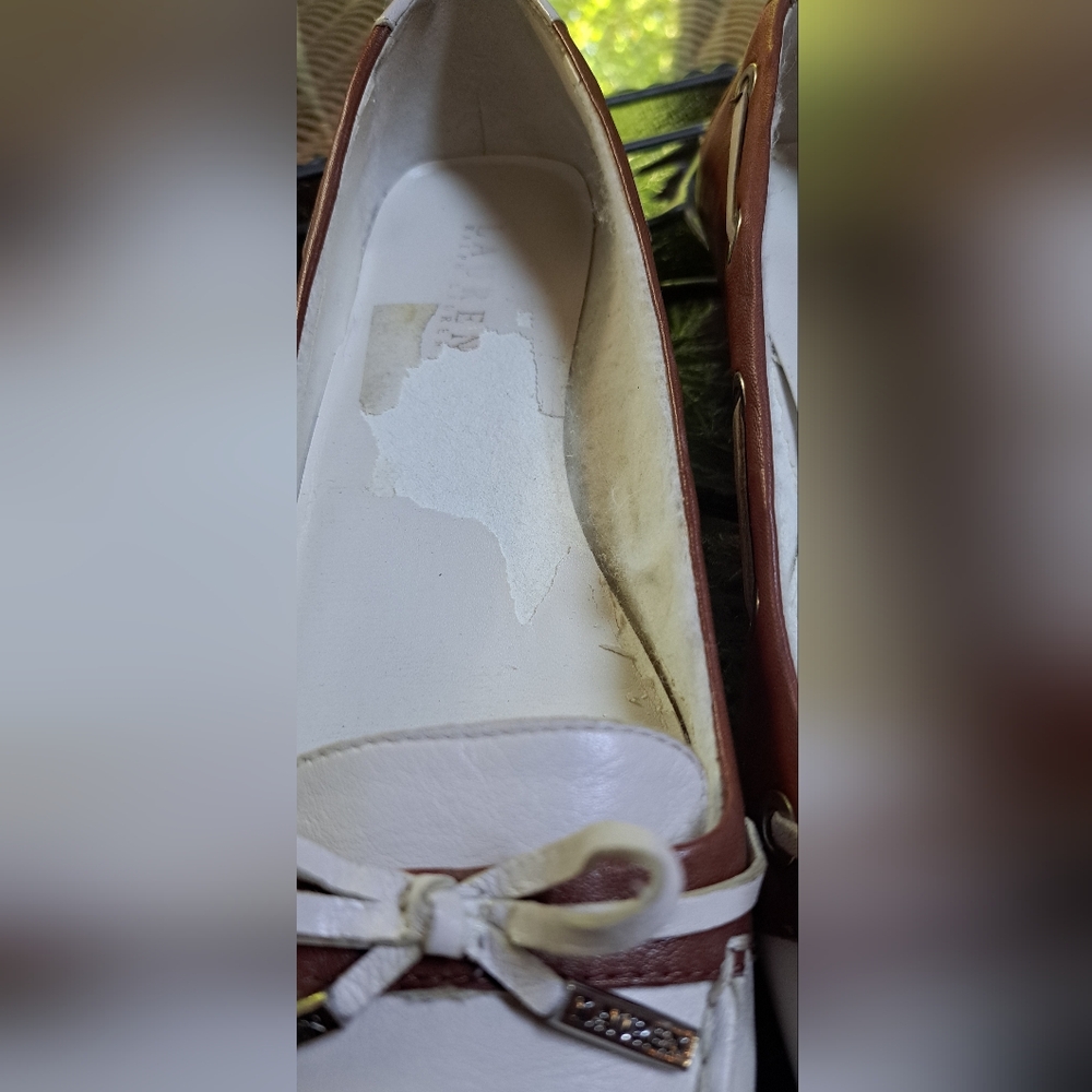 Ralph Lauren Women's Leather Loafers - Cream and Brown Size 9 Medium - Picture 14 of 15